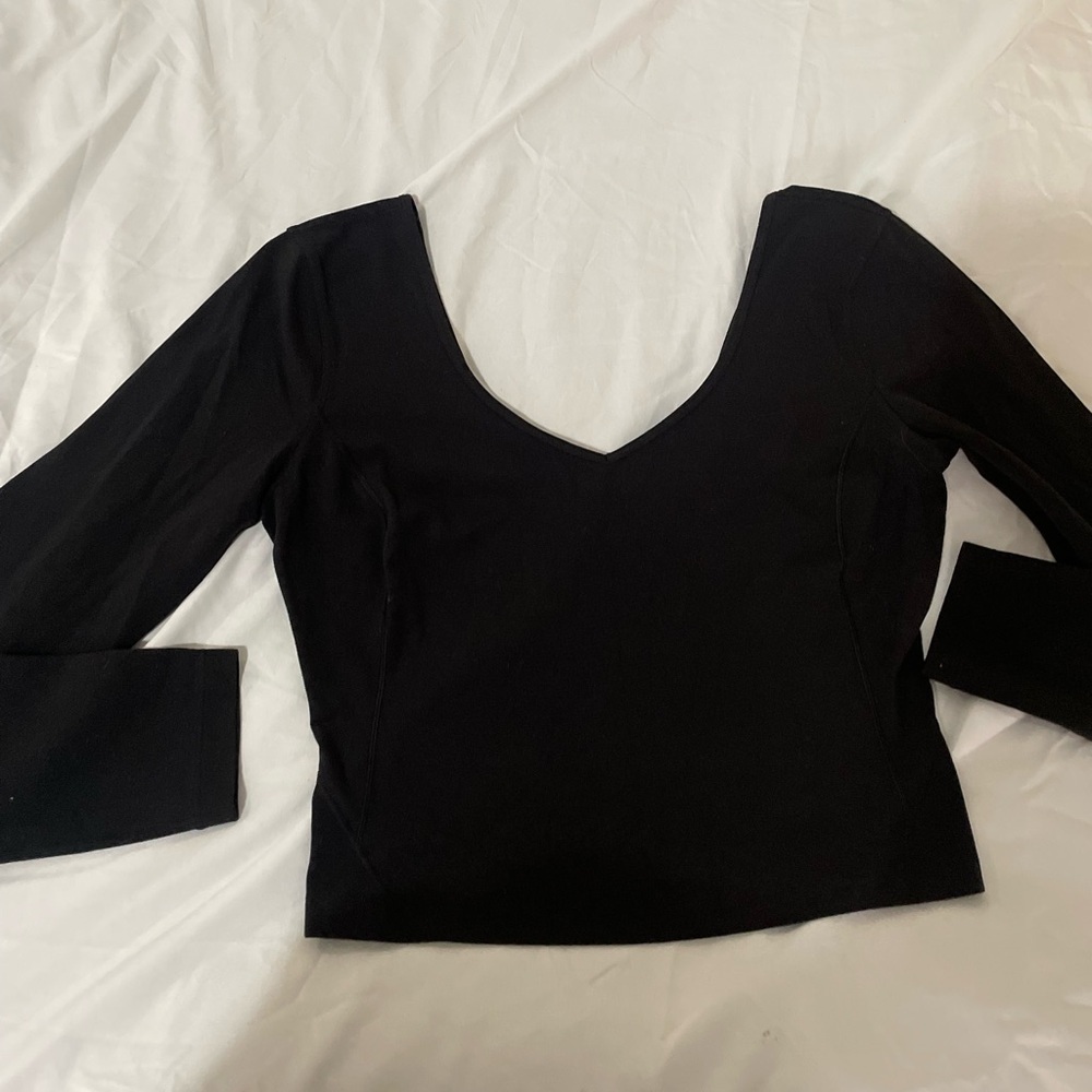 Lululemon Women's Black V-Neck Top - Picture 11 of 16